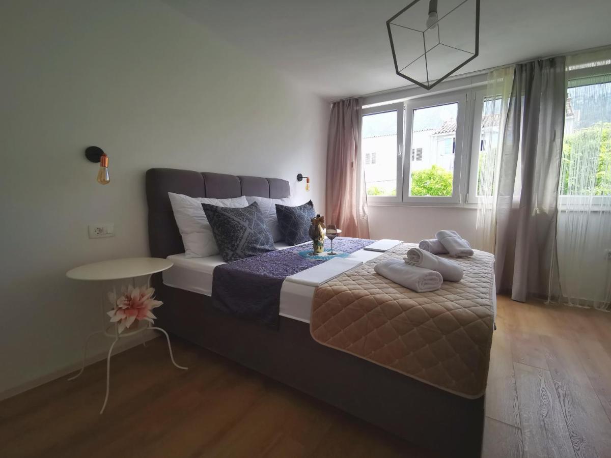 City Center Apartment Bravos มาคาร์สกา ภายนอก รูปภาพ